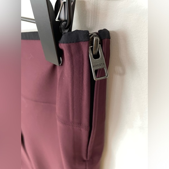 ATHLETA Interstellar Pants Burgundy SIZE 8 - Picture 6 of 9